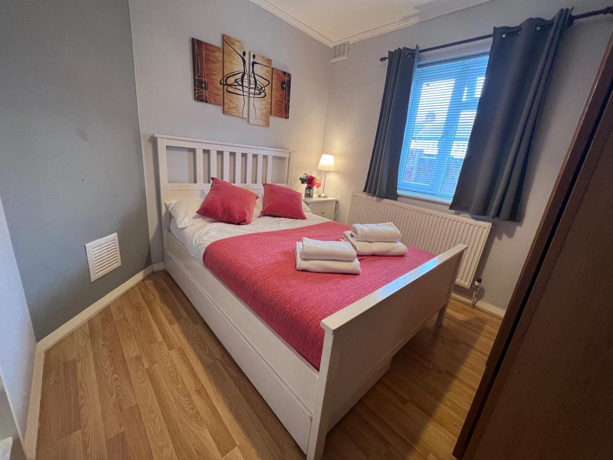 Croydon Apartment With Parking London Ngoại thất bức ảnh
