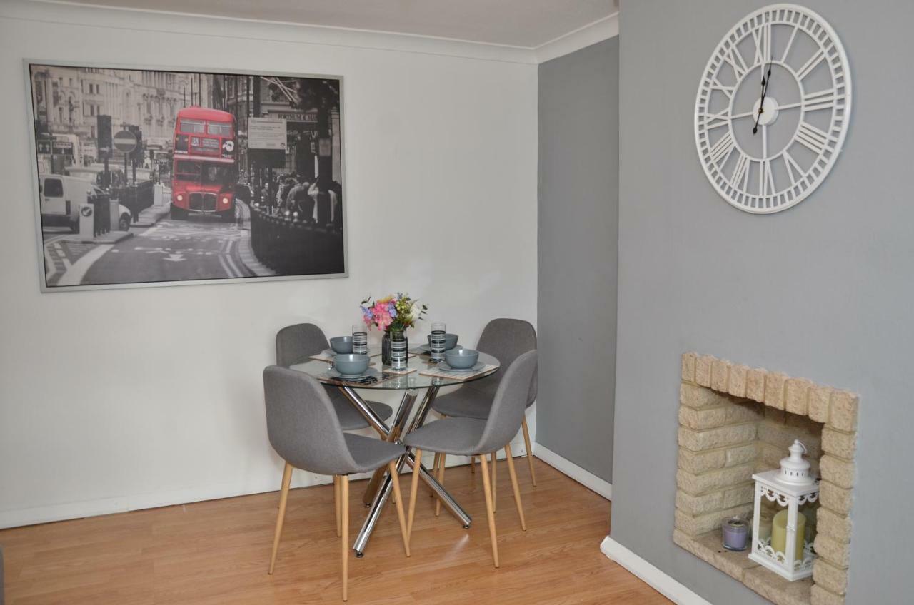 Croydon Apartment With Parking London Ngoại thất bức ảnh