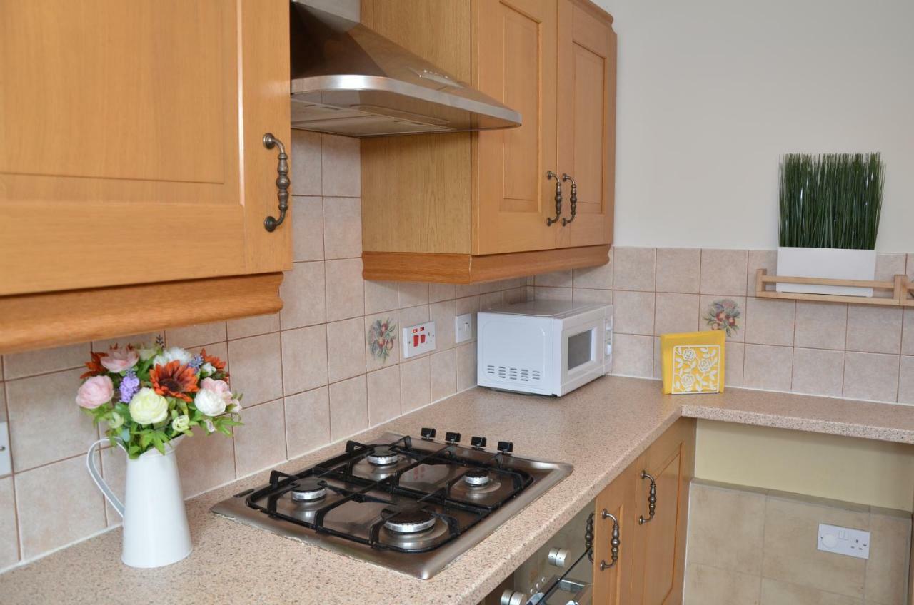 Croydon Apartment With Parking London Ngoại thất bức ảnh